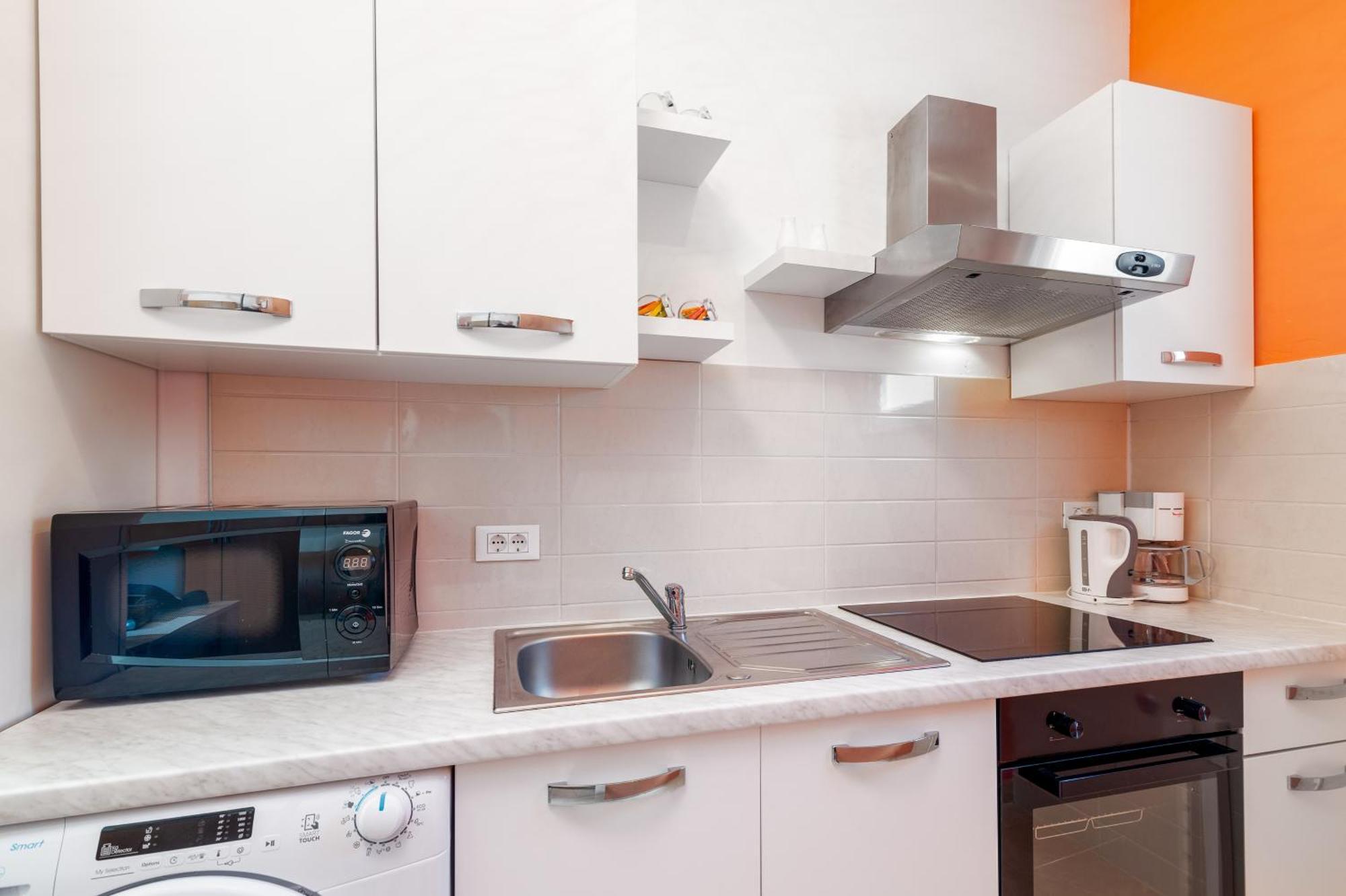 Family Friendly With A Swimming Pool - 21314 Pula