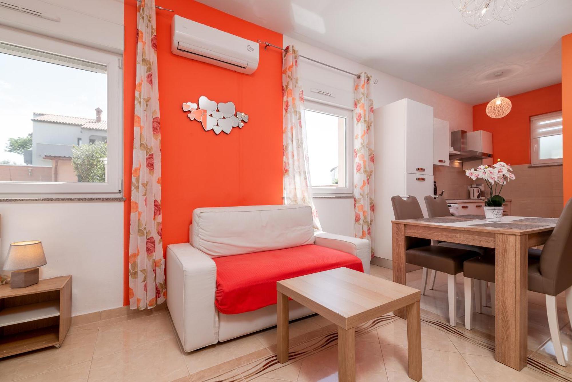 Family Friendly With A Swimming Pool - 21314 Pula
